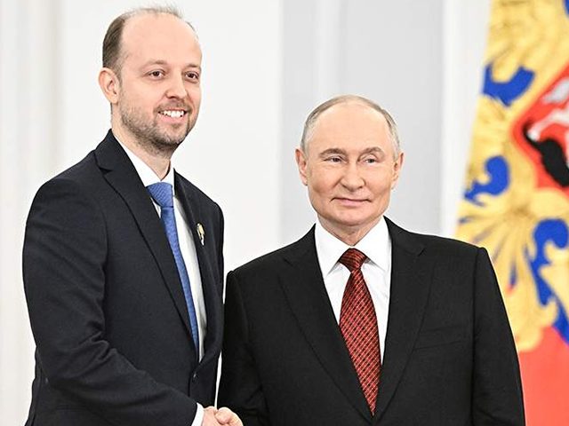 Путин.jpg